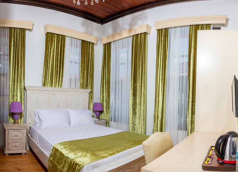 Cedrus Otel 2*